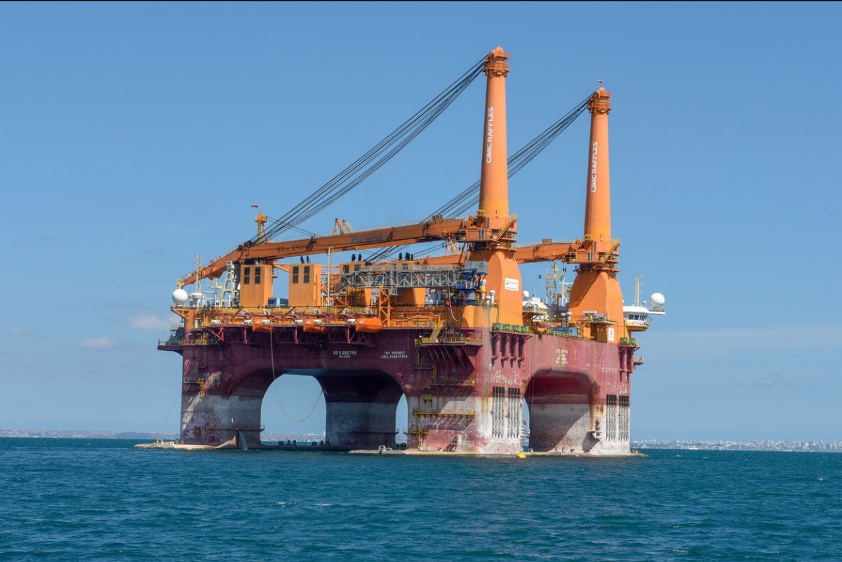 An image of a vessel in the sea designed for heavy lifting, construction, and maintenance of offshore oil, gas, and renewables 