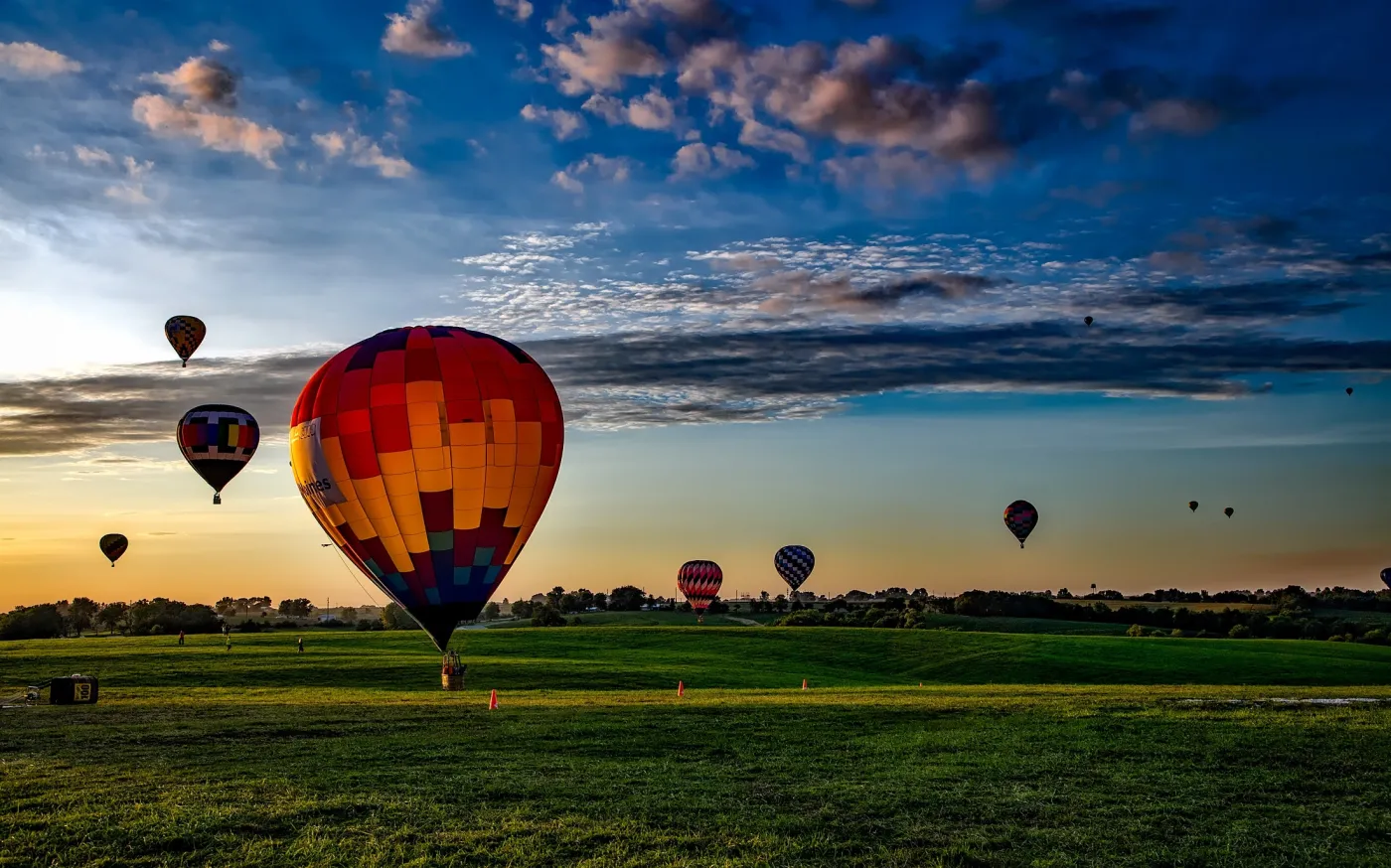 adventure-air-aircraft-balloon-210012