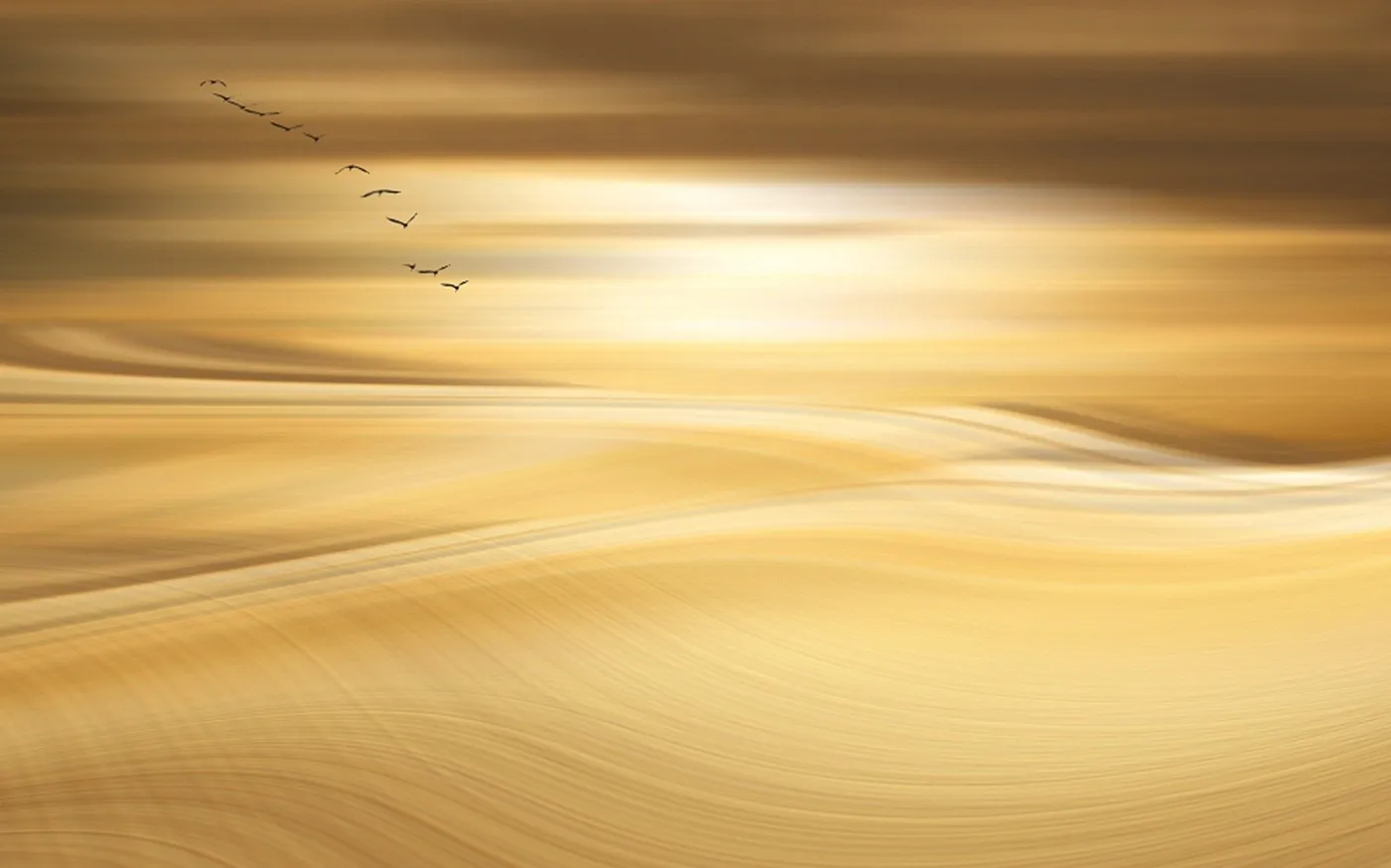 golden-3054739_1920_0