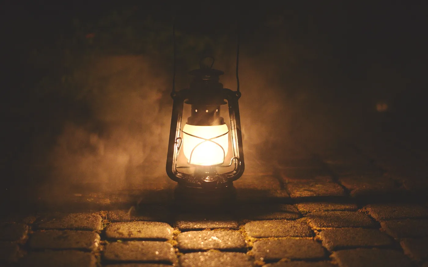 lamp-2903830_1920